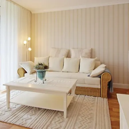 1 * Hohen Wieschendorf